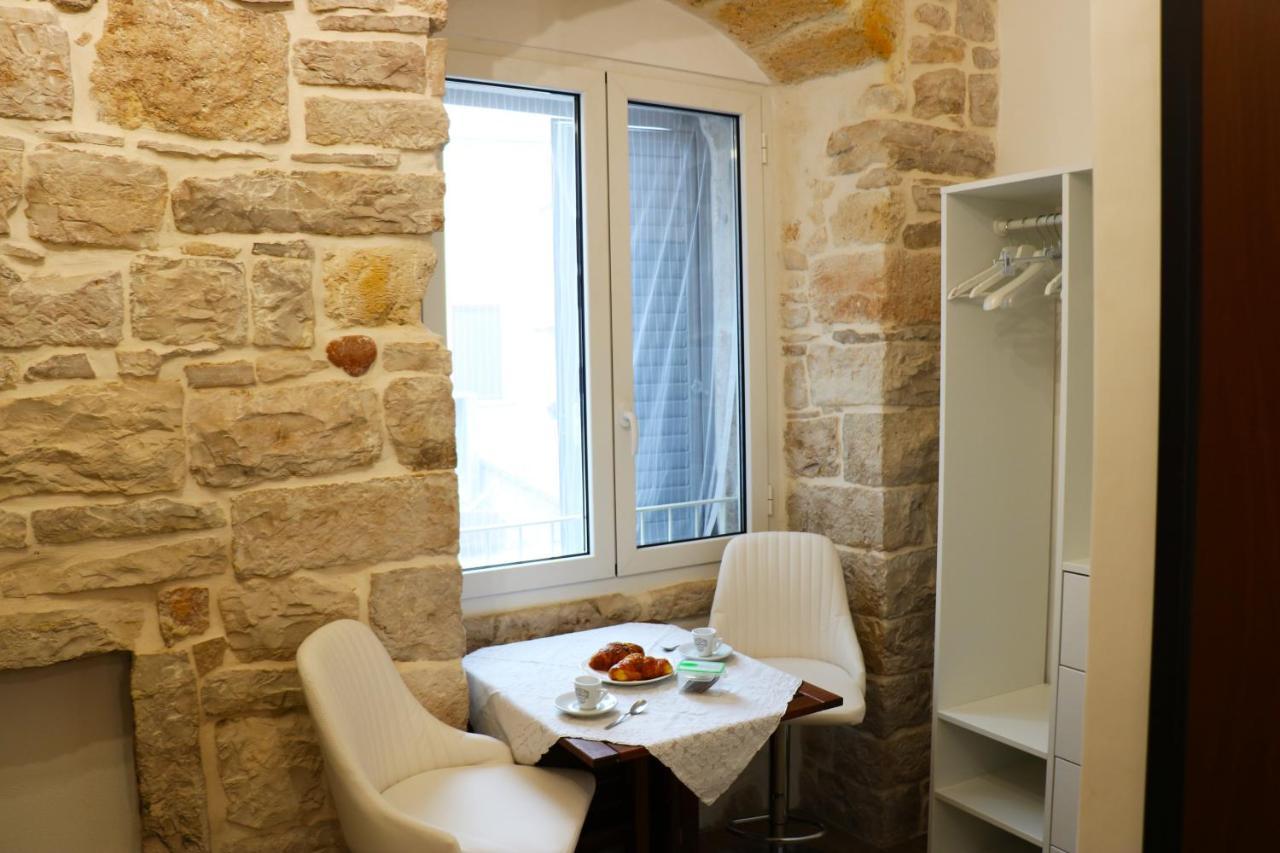 White Home Bisceglie Bagian luar foto